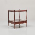 1044 7184 LAMP TABLE